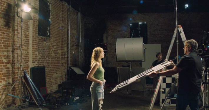 Honeycrate Reflectors - Cinematic Light Quality - thumbnail